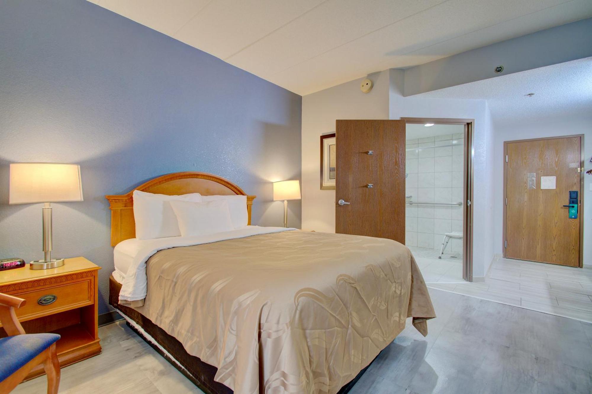 Quality Inn & Suites Cvg Airport Erlanger Ngoại thất bức ảnh