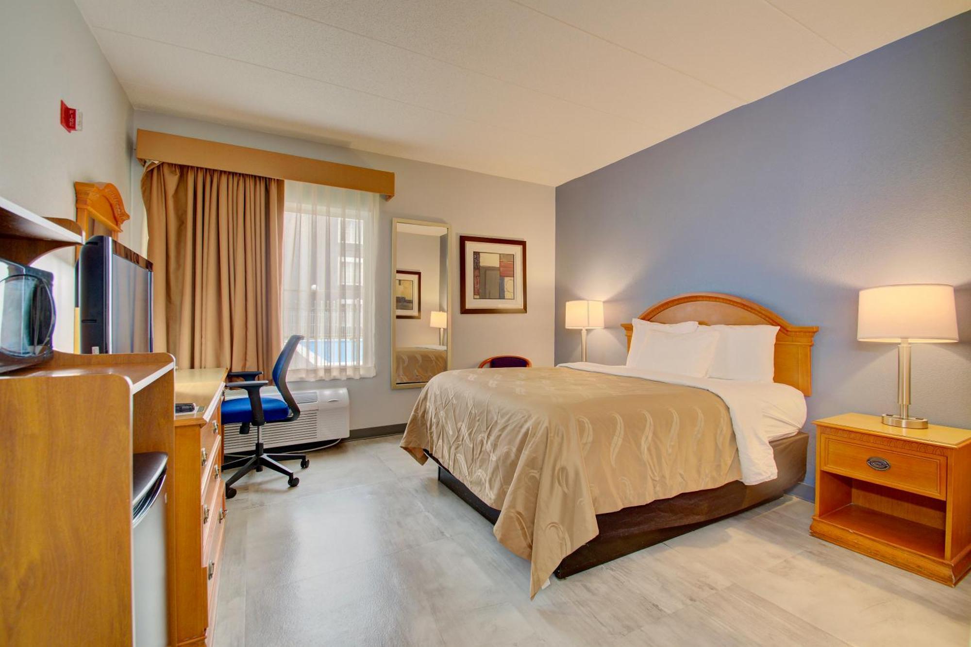 Quality Inn & Suites Cvg Airport Erlanger Ngoại thất bức ảnh