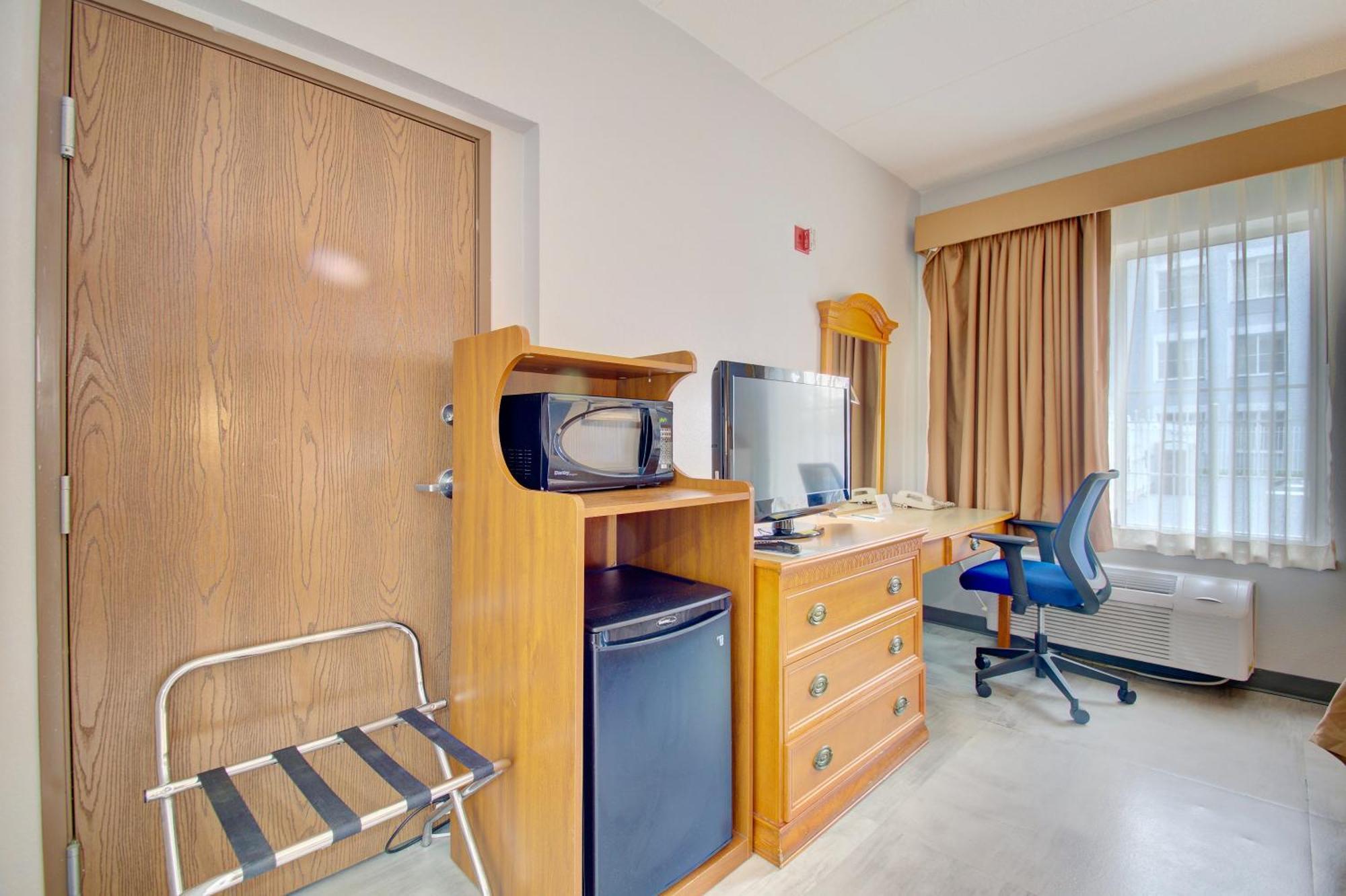 Quality Inn & Suites Cvg Airport Erlanger Ngoại thất bức ảnh