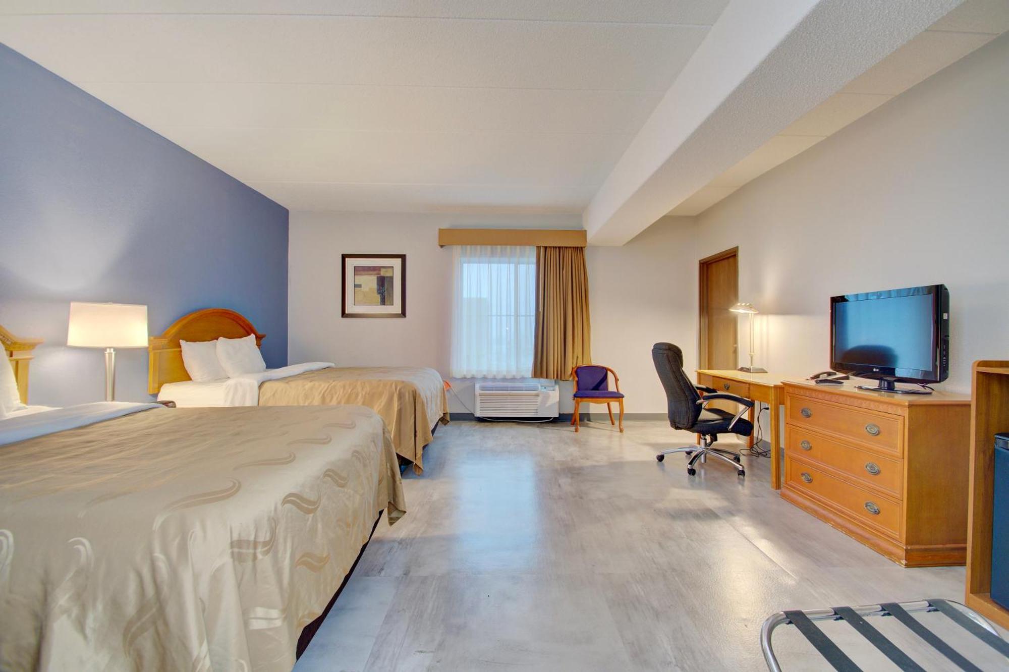 Quality Inn & Suites Cvg Airport Erlanger Ngoại thất bức ảnh
