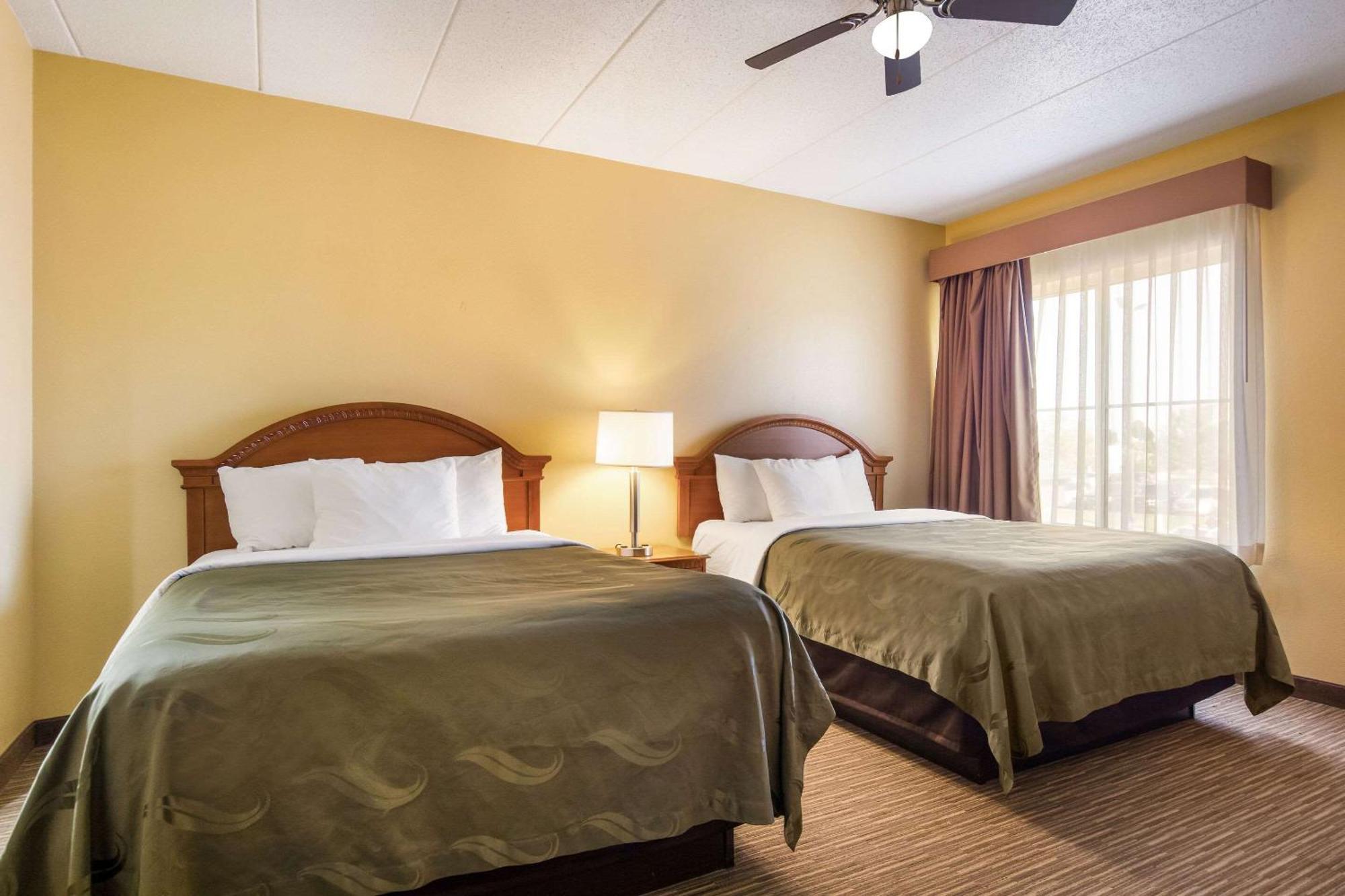 Quality Inn & Suites Cvg Airport Erlanger Ngoại thất bức ảnh