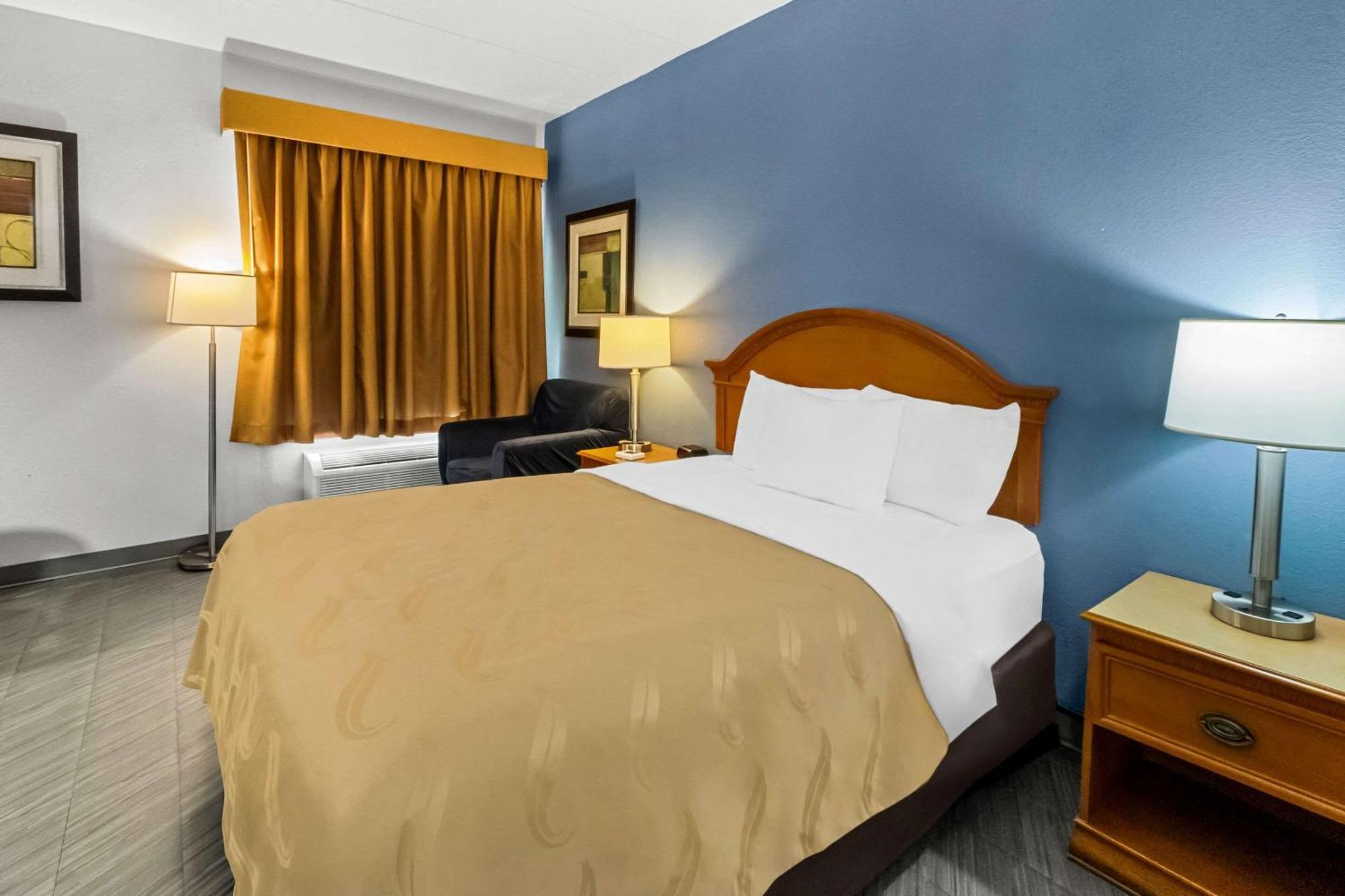 Quality Inn & Suites Cvg Airport Erlanger Ngoại thất bức ảnh