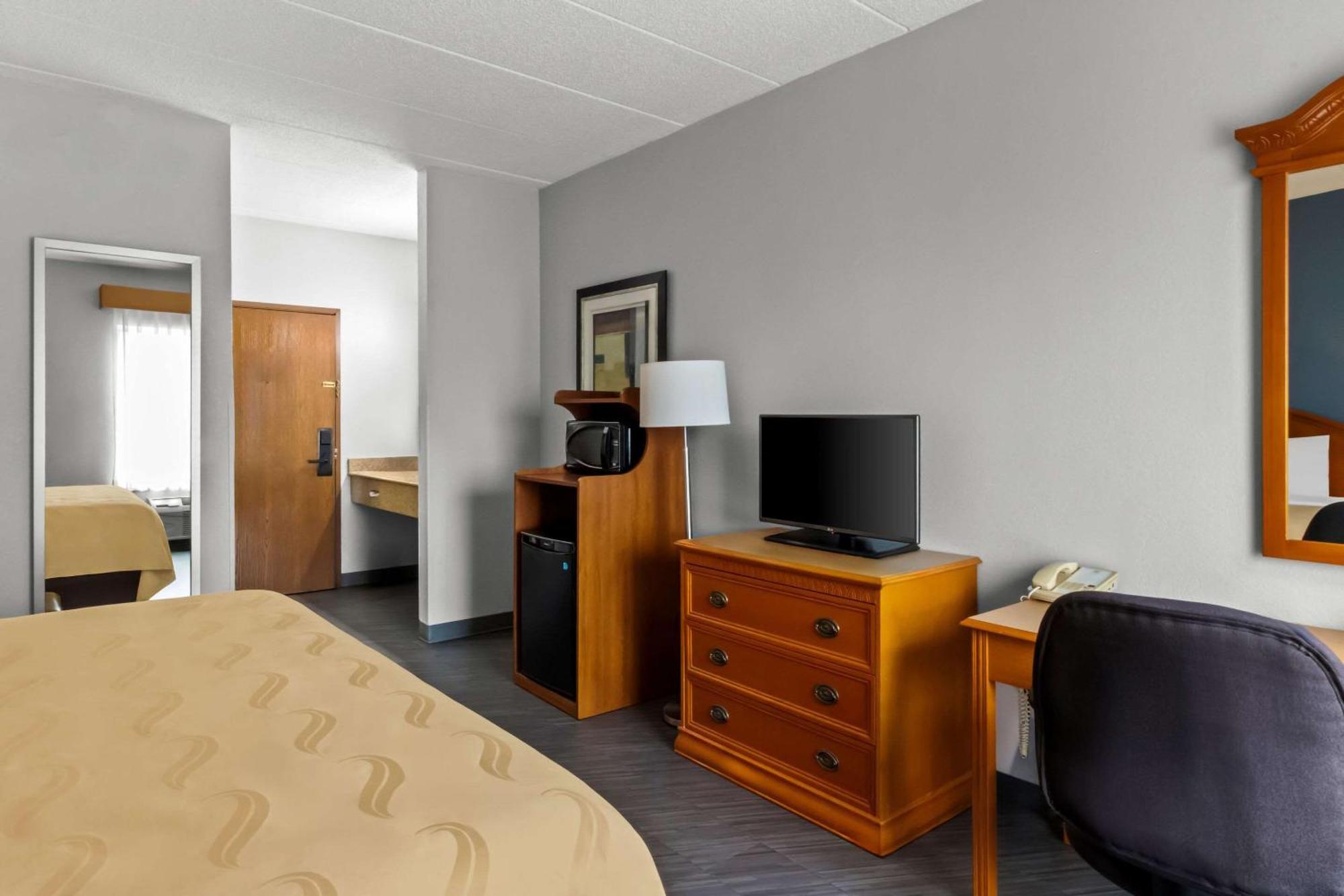 Quality Inn & Suites Cvg Airport Erlanger Ngoại thất bức ảnh
